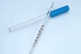 水银体温计，为何会被禁止生产？不小心打碎后该如何处理？图片