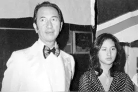 为追悼赌王，多种类女婿皆现身，与女婿之位擦肩的霍震霆难掩悲伤图片