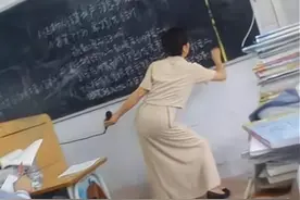 老师上课时的“偷拍照”，一时之间走红网络，让人忍俊不禁图片