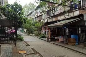 武泰闸万隆广场后面的武船宿舍开始拆迁了图片