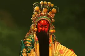 “汉寿亭侯”到底是个多大的官职？为何能让关羽如此珍视？图片