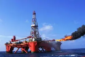 国际油价史无前例暴跌，中石油却亏到你不敢相信图片
