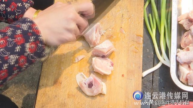 照顾智残三兄弟 连云港灌云“抖音妹”善举获赞255万