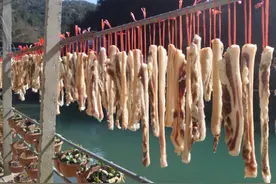 腊肉太咸怎么办？大厨教你3招处理好，腊肉咸淡适中，味道刚刚好图片