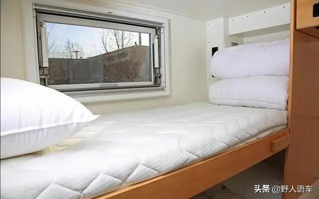 移动的行宫！Unicat六驱越野房车可睡8人带loft设计，土豪的玩具