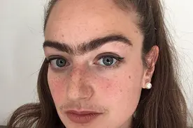 丹麦女孩活出自我，不介意一字眉小胡子，称社会对于女子要求太多图片