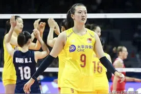 中国女排3：1逆转韩国取得世联赛开门红，张常宁栗垚表现抢眼图片