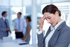 领导看不惯你，赶紧做好这四点，给自己争取点好感图片