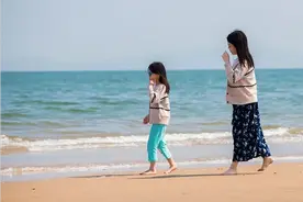 我见过最聪明的父母，都懂得给孩子“捧场”，到底有多厉害？图片