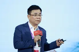 他，把濒临破产饮料厂做成国产功能饮料第一品牌，如今要上市了图片