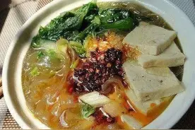 听说胡辣汤扁粉菜“伤人心”，还能愉快的吃吗？图片