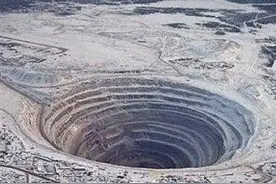 看着像恐怖电影中的场景，却真实存在的10个地方图片