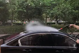 终于不用办卡洗车了，使用绿田 家用洗车机 蛟龙版图片