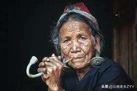 神奇的大耳环，渐渐消逝的老习俗图片