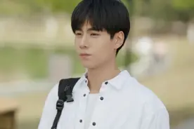 《暗恋》开播槽点多：女主染黄毛与人设不符，剧情遭魔改变玛丽苏图片