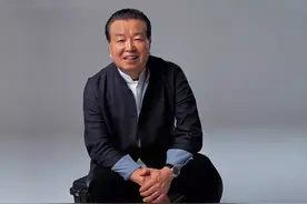 从清贫少年到身家650亿，红牛之父严彬究竟是如何“牛”起来的图片