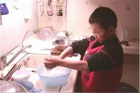 “请倒数第一名的家长发言”：爸爸高情商的一段话，赢得满席掌声图片