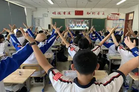 德州九中：快乐大课间，舞动室内操图片