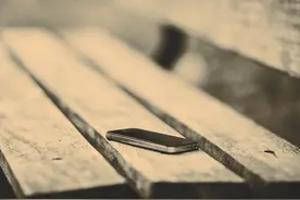 手机丢了，支付宝和微信里的钱还能安全吗？图片