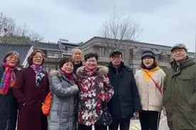 让我们“同居”养老吧图片