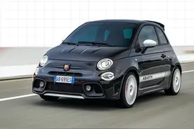 182马力+6.7秒破百，原厂天蝎排气！Abarth 695 Esseesse你不心动？图片