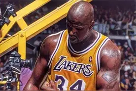 NBA纪实连载31：乔丹之后最具统治力的球员，大鲨鱼奥尼尔图片