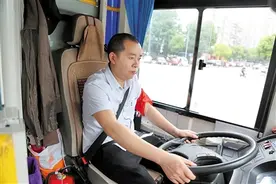 2019年第七期“最美巴渝·感动重庆”月度人物发布会举行 救人于水火之中，他们“感动重庆”图片