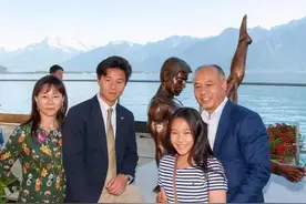 李宁的女儿长得真挺甜的，“月牙眼”显可爱，感觉真是大家闺秀图片