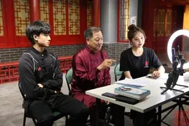 70岁沈阳“武林高手”关铁云：以武术讲述中国故事图片