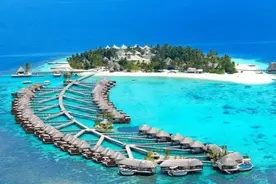 中国南海30万吨黄土涌出海面，西方国家大惊，到底发生了什么事？图片