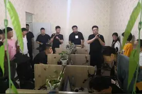 衡水警方捣毁一假冒“移动公司积分商城客服”窝点，“客服”惊呼“我也被骗了！”图片