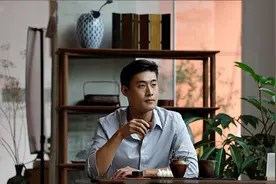 鲍鹏山：中国培养了众多高学历的野蛮人，他们有知识，缺的是良知图片