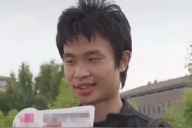 生活费300元，连自行车都不会骑，北大天才韦东奕活成了一股清流图片