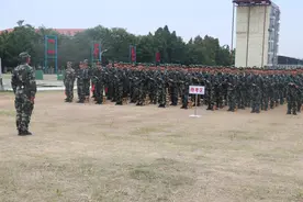 打响军旅第一枪，新兵实弹射击“初体验”图片