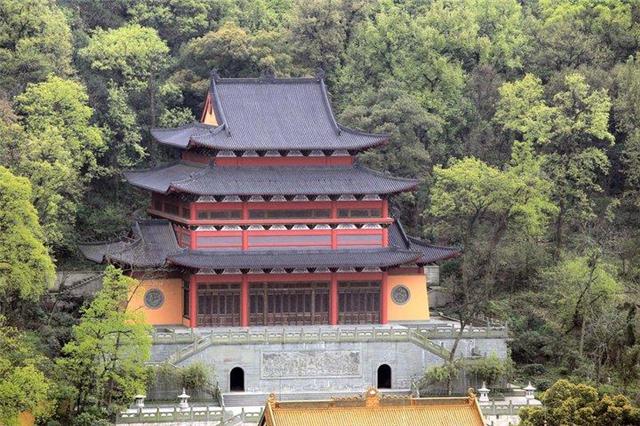 苏曼殊：民国“一代奇僧”，数次出家还俗，多段情史，35岁离世