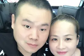 岳云鹏切除脂肪瘤报平安，积劳成疾令人心疼，爱妻也曾光头做手术图片