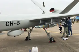 中国彩虹-5海上巡逻机亮相：性能不输美MQ-4C，对方潜艇不敢上浮图片