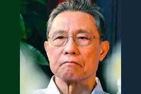 钟南山小时候成绩并不好，母亲的一句话改变了他，终成著名医生图片