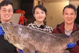 渔人阿烽“表嫂”：身家千万却选择当网红，看看她的故事有多精彩图片