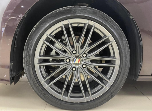 别克4S店老板指望能赚钱，只能全依赖这款多功能保姆车？