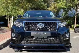 “黑武士”丰田普拉多亮相，外观内饰全面升级，造型比帕杰罗霸气图片