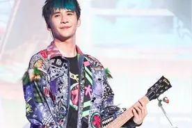 大张伟15岁就想着死，为何写出的歌还能那么欢乐？图片