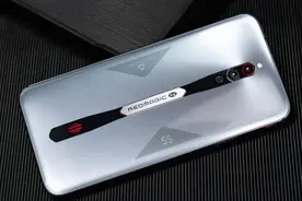 2020年最强的三款手机，都是256GB，价格最低仅3699图片