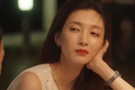 《三十而已》王漫妮被骗了，梁正贤是脚踏多只船的渣男图片