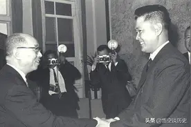 逃到台湾的飞行员李显斌，被蒋介石奖励2500两黄金，后来怎样了？图片