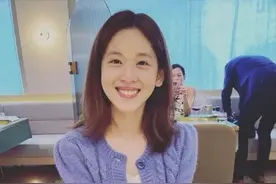 28岁章泽天低调庆生，“老板娘”范儿十足，被曝已与刘强东分居图片