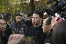 朱小贞的悲剧，告诫女人们一个道理：有一种男人，再爱也不能嫁图片