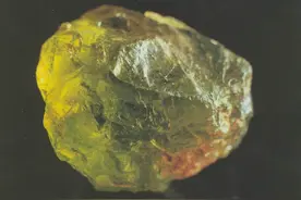 地上捡橄榄石，山上挖“战国红”，走，这个国庆到河北寻宝去图片