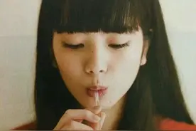 脑子真神奇，就算忙得要死，也能留个小缝想你图片