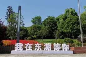 圣光雕塑，专业制造，各种雕塑，冰雕泡沫字泡沫雕，泥塑，铸造，图片